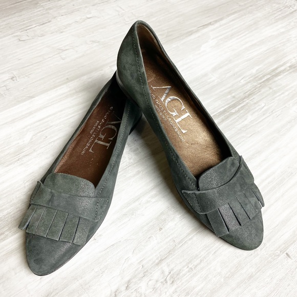 Attilio Giusti Leombruni Shoes - AGL Size 37 Suede Fringe Pointie Toe Flats